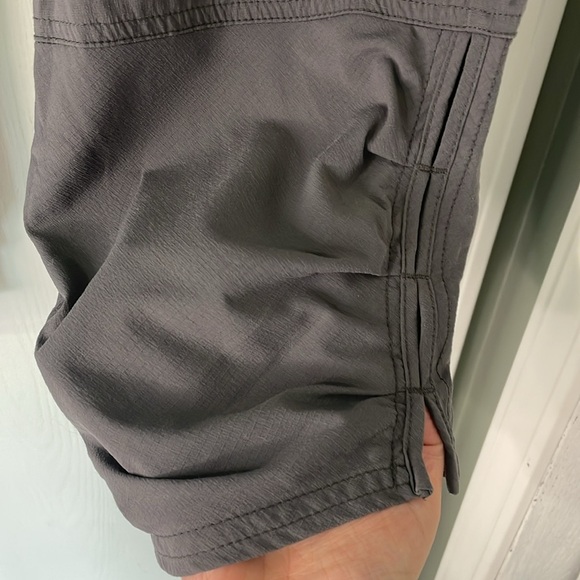 Prana Hiking Dark Gray Adjustable Capris Size 8 - Picture 4 of 9